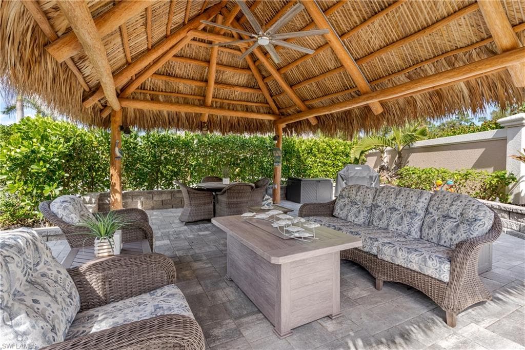 13547 Snook Cir, Naples, FL 34114-20