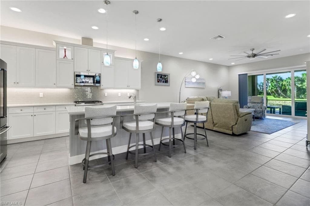 28400 Halton Ln, Bonita Springs, FL 34135-15