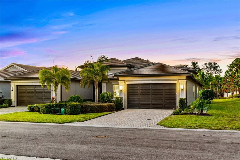 28400 Halton Ln, Bonita Springs, FL 34135-3