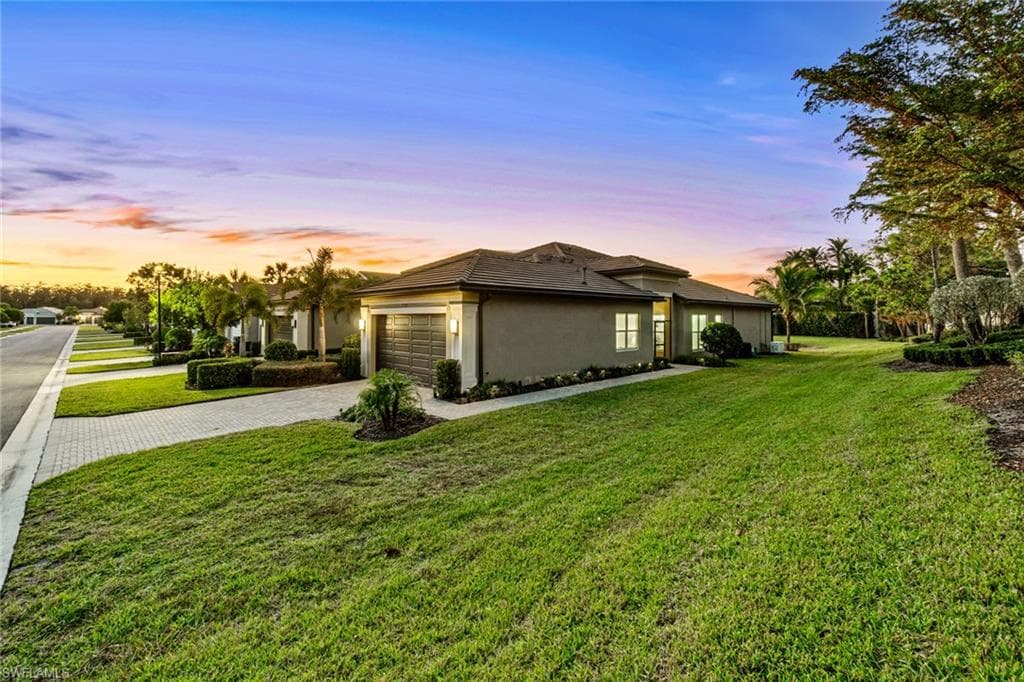 28400 Halton Ln, Bonita Springs, FL 34135-4