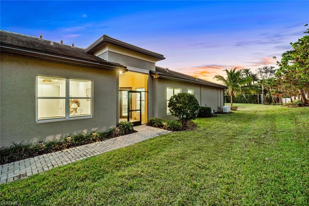 28400 Halton Ln, Bonita Springs, FL 34135-5
