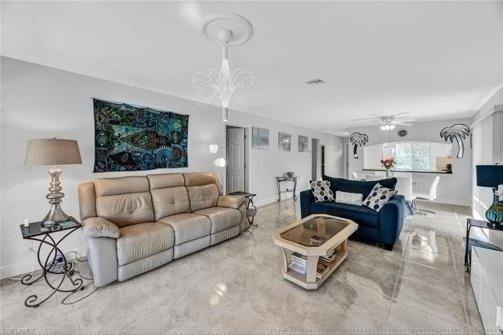 63 Glades Blvd 3, Naples, FL 34112-19