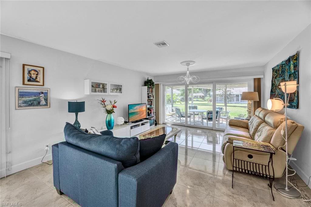 63 Glades Blvd 3, Naples, FL 34112-20
