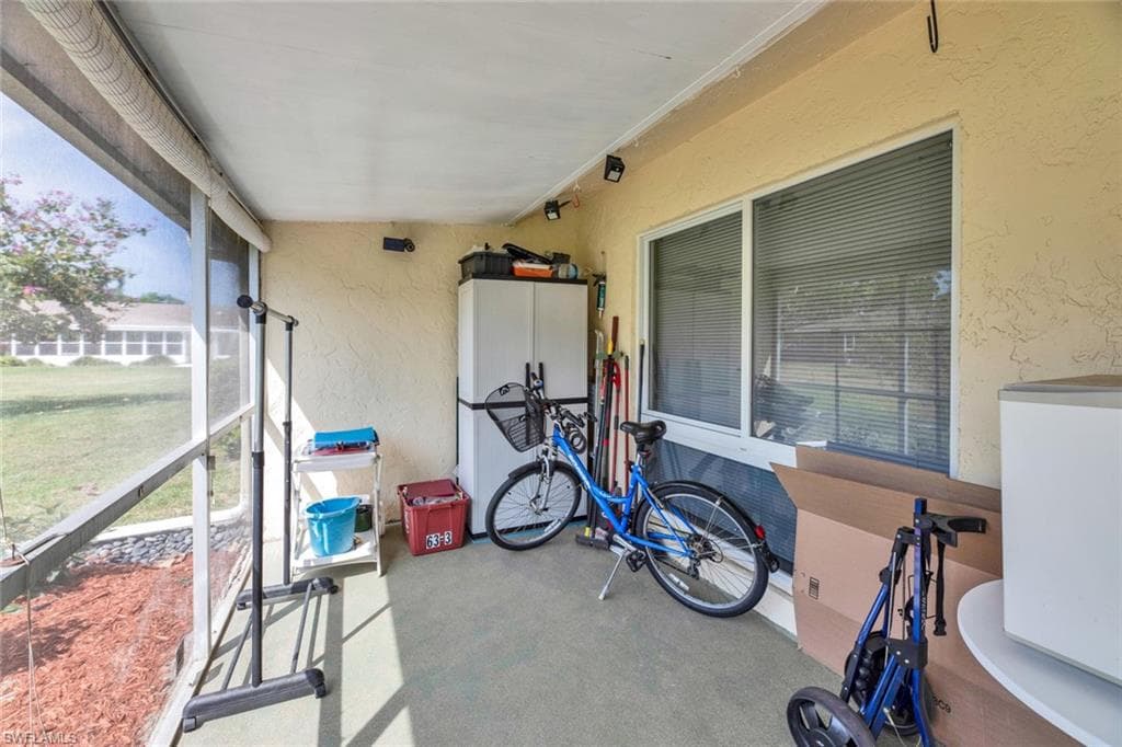 63 Glades Blvd 3, Naples, FL 34112-29