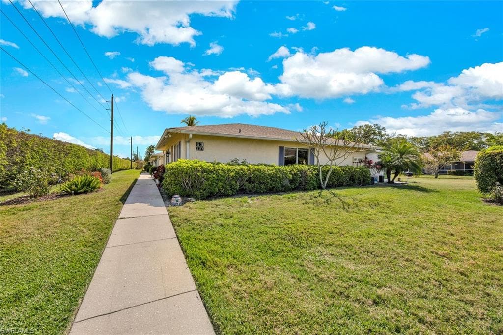 63 Glades Blvd 3, Naples, FL 34112-39