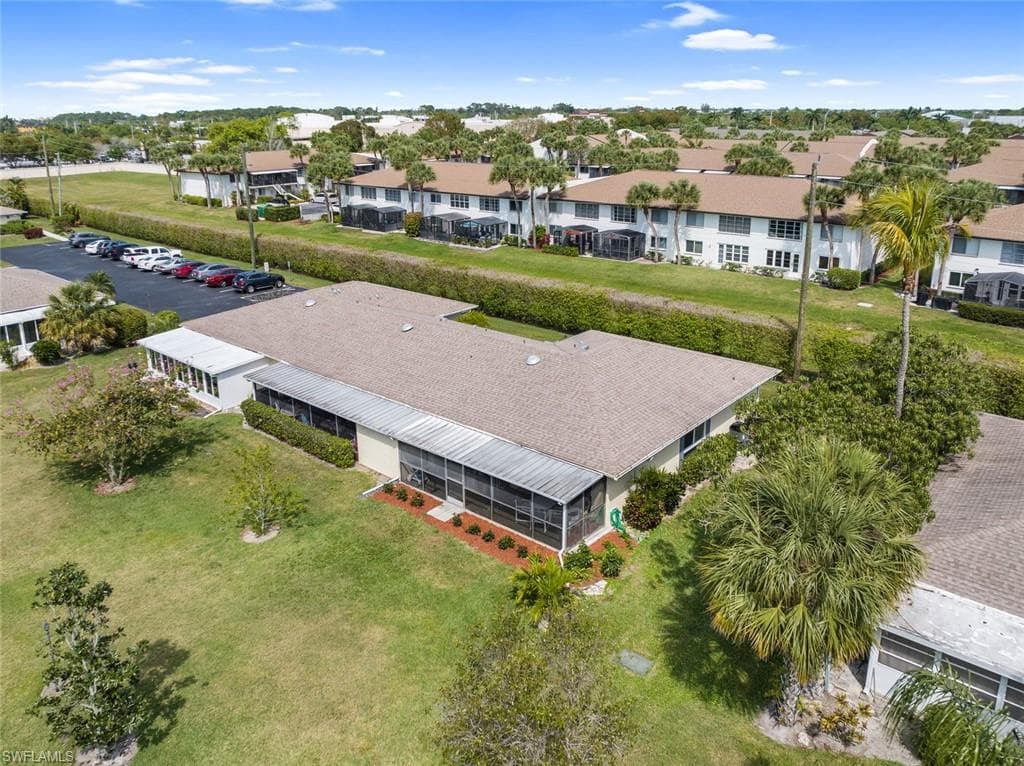 63 Glades Blvd 3, Naples, FL 34112-4