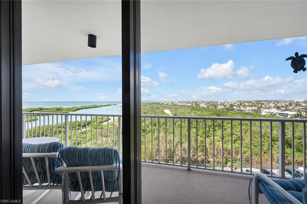 440 Seaview Ct 1012, Marco Island, FL 34145-17