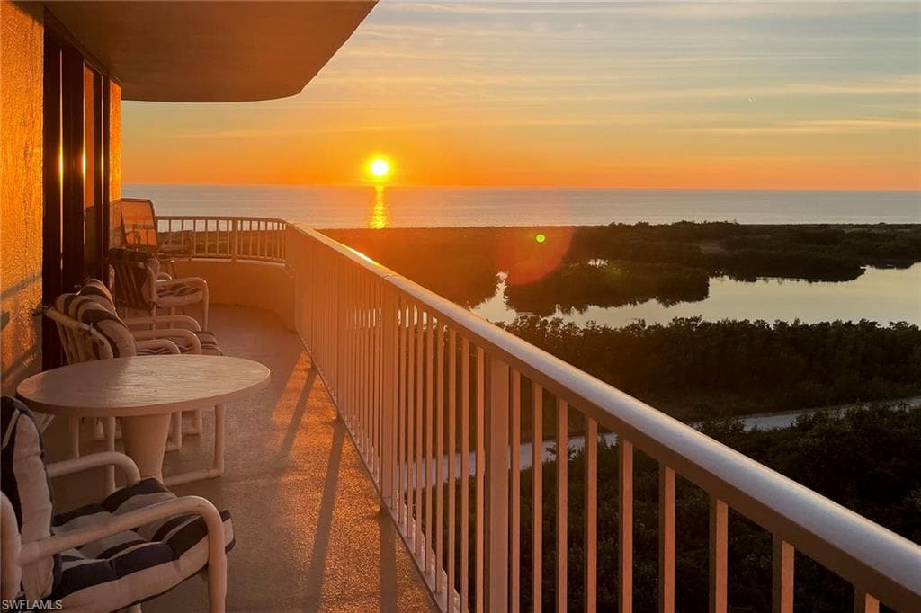 440 Seaview Ct 1012, Marco Island, FL 34145-23