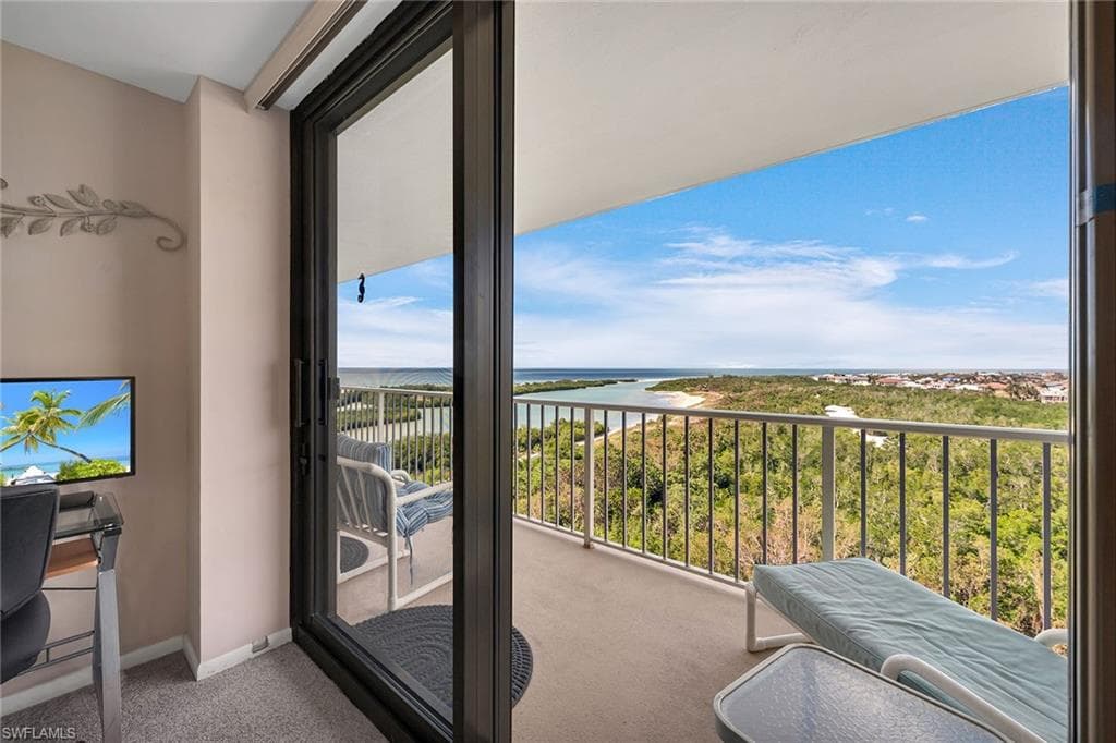 440 Seaview Ct 1012, Marco Island, FL 34145-4