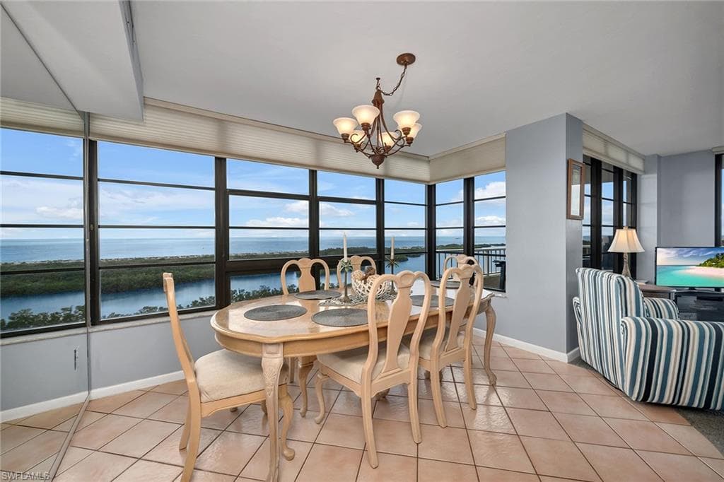 440 Seaview Ct 1012, Marco Island, FL 34145-8
