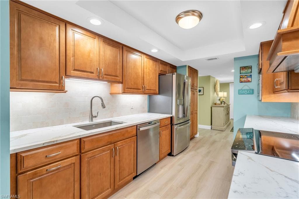 5960 Pelican Bay Blvd 314, Naples, FL 34108-12