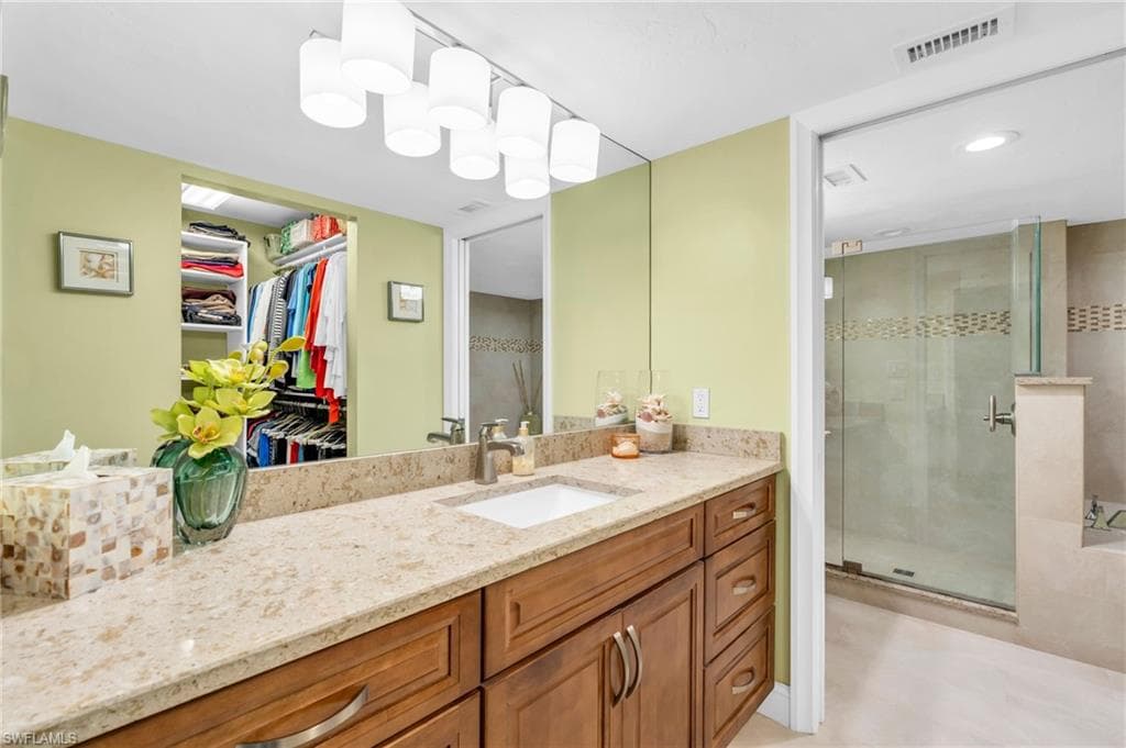 5960 Pelican Bay Blvd 314, Naples, FL 34108-16