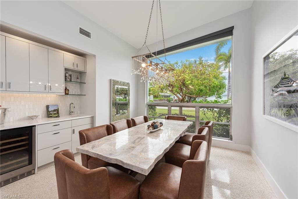1630 Dolphin Rd, Naples, FL 34102-13