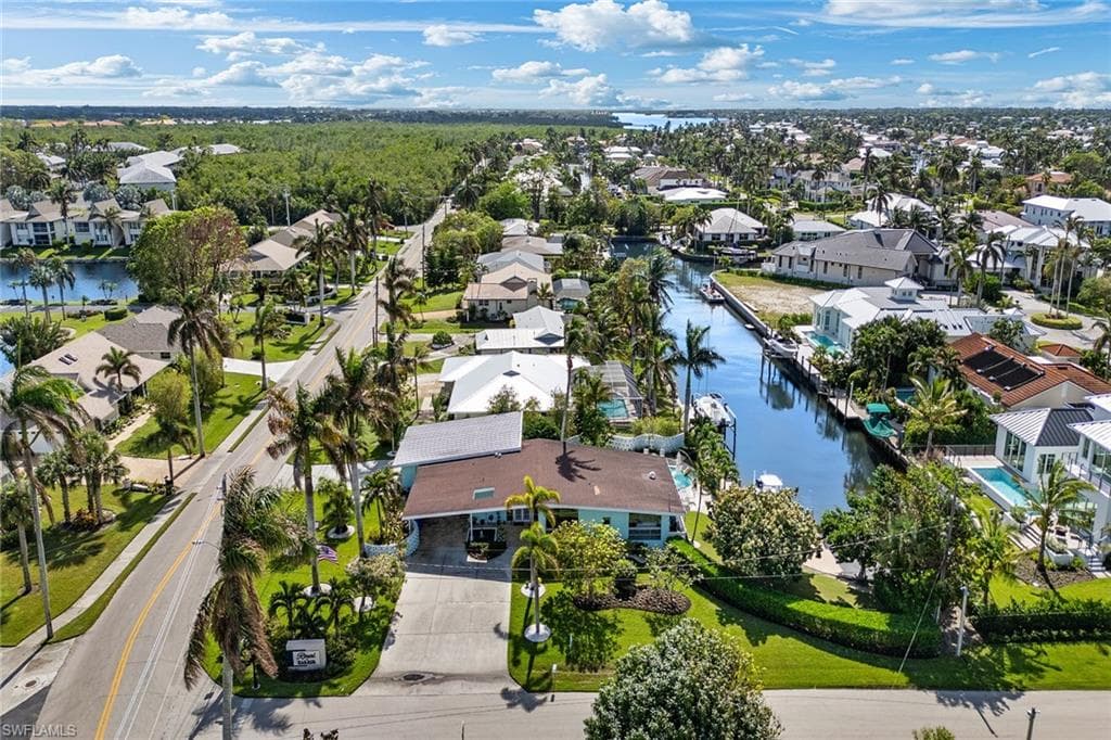 1630 Dolphin Rd, Naples, FL 34102-42