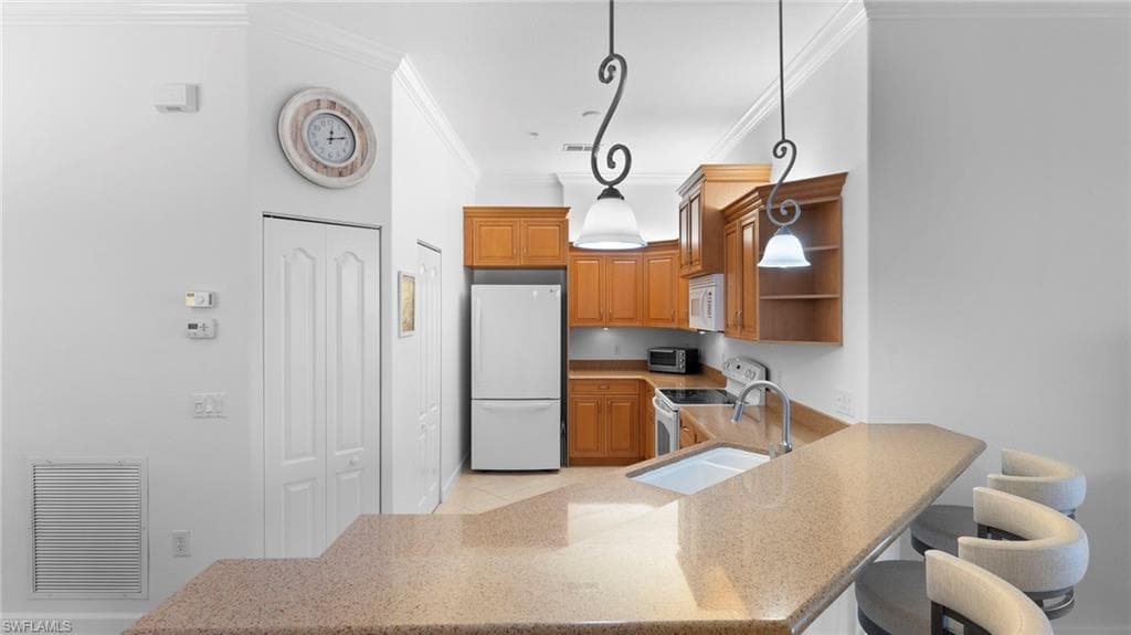 8598 Via Lungomare Cir 304, Estero, FL 33928-14