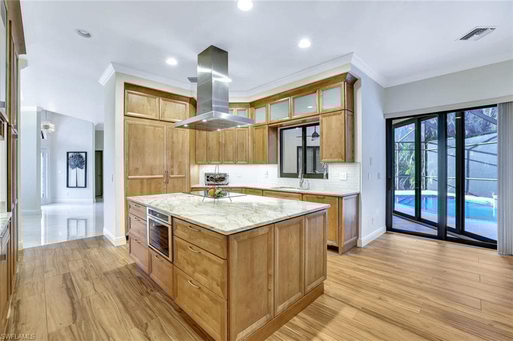 503 Turtle Hatch Ln, Naples, FL 34103-12