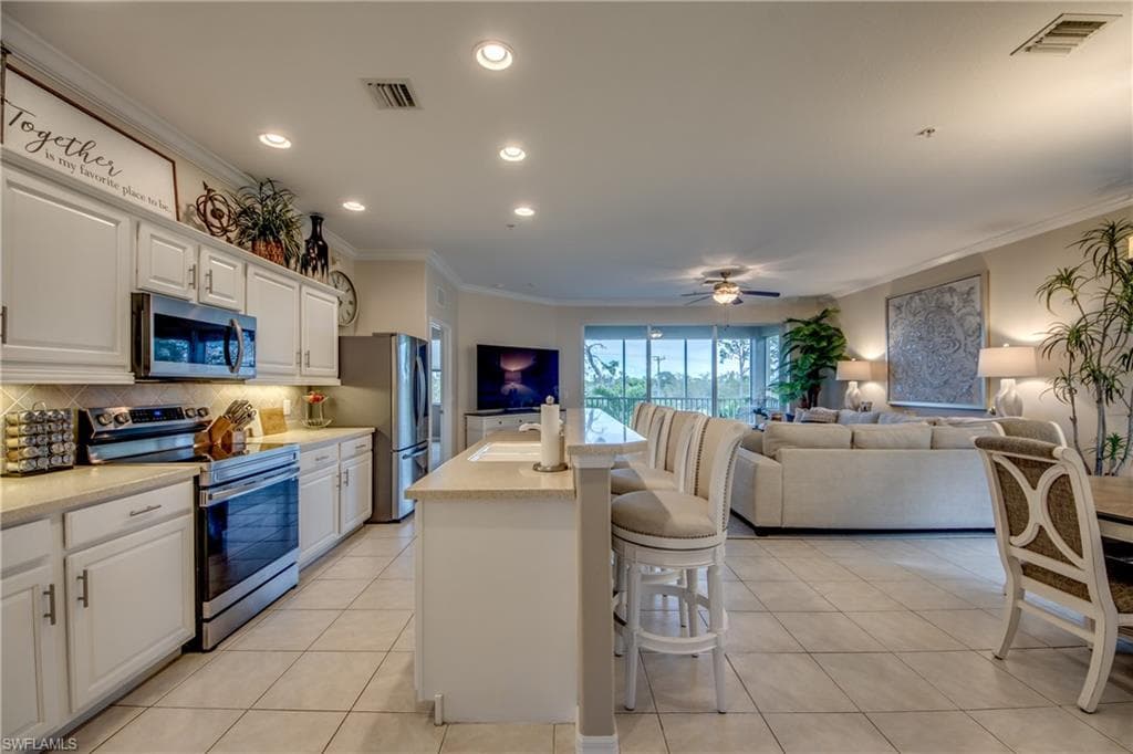 14776 Calusa Palms Dr 204, Fort Myers, FL 33919-10