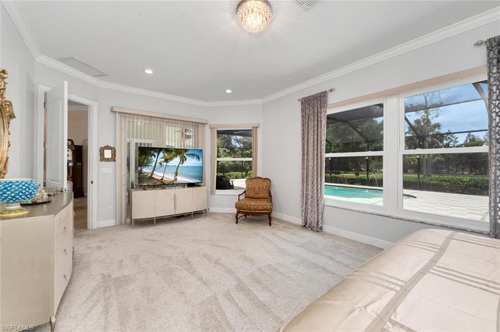 1381 Oakes Blvd, Naples, FL 34119-23
