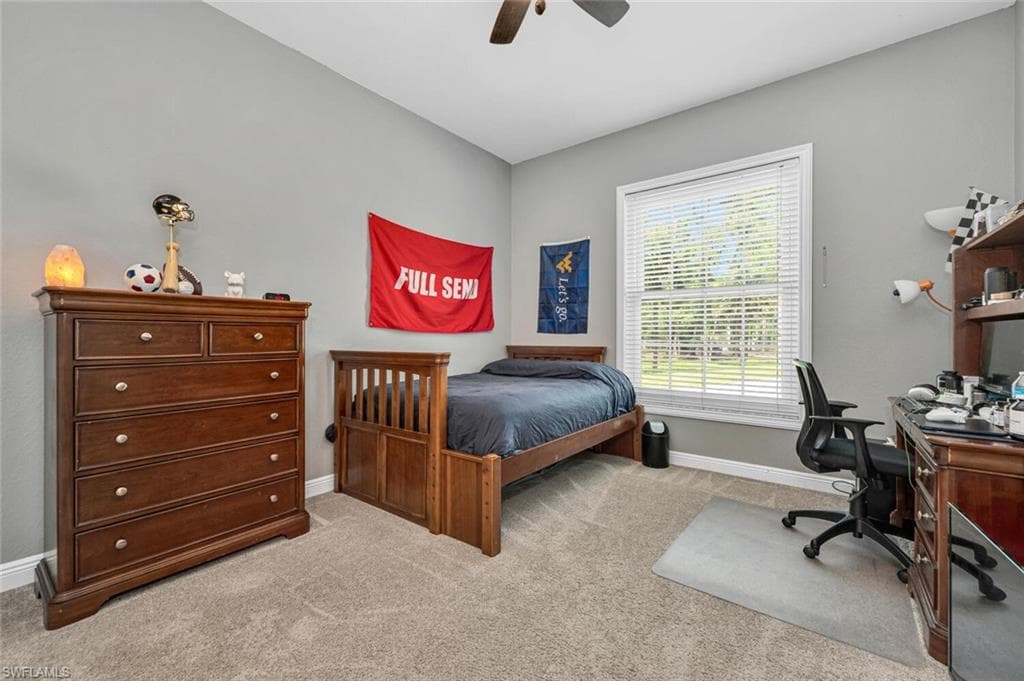 1381 Oakes Blvd, Naples, FL 34119-30