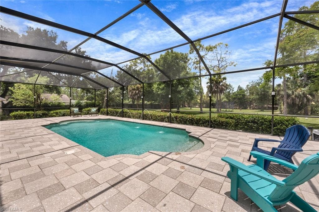 1381 Oakes Blvd, Naples, FL 34119-34