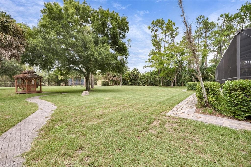 1381 Oakes Blvd, Naples, FL 34119-36