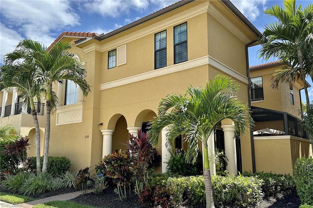 1238 Kendari Ter, Naples, FL 34113-28