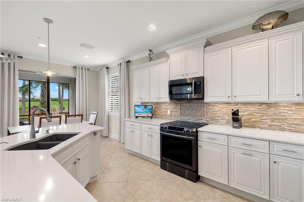 12041 Covent Garden Ct 2201, Naples, FL 34120-9