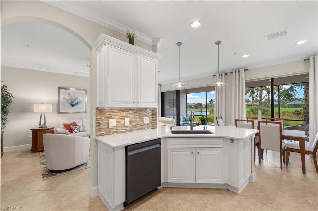 12041 Covent Garden Ct 2201, Naples, FL 34120-10