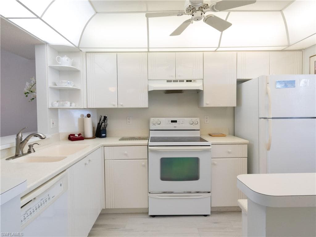 380 Seaview Ct 704, Marco Island, FL 34145-11