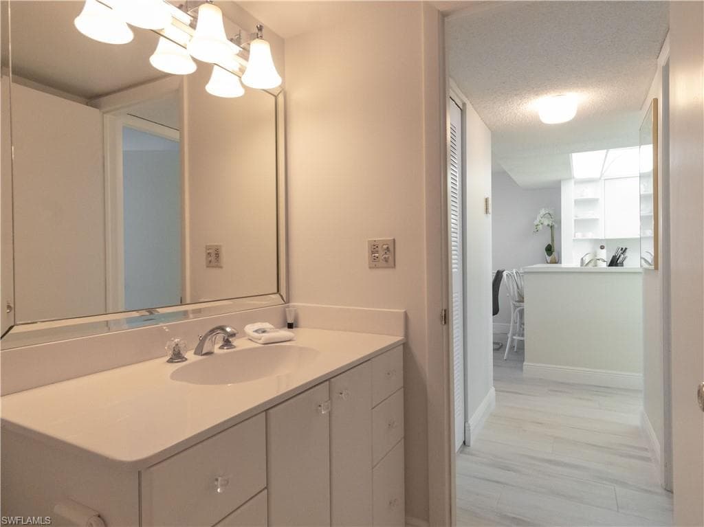 380 Seaview Ct 704, Marco Island, FL 34145-28