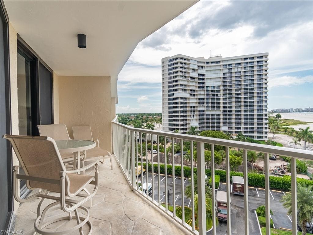 380 Seaview Ct 704, Marco Island, FL 34145-30