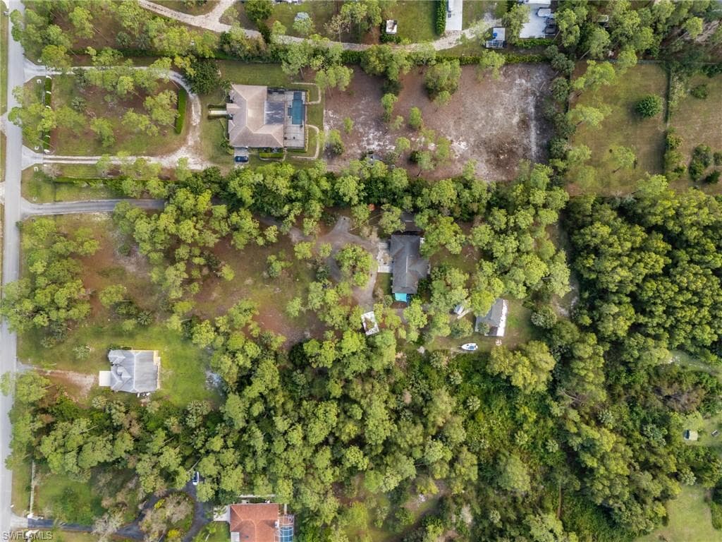 325 29th St NW, Naples, FL 34120-24