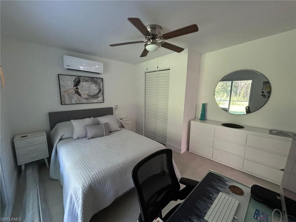 325 29th St NW, Naples, FL 34120-35