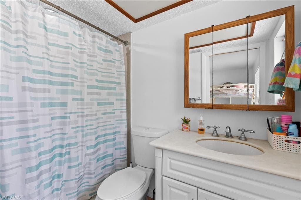 325 29th St NW, Naples, FL 34120-7