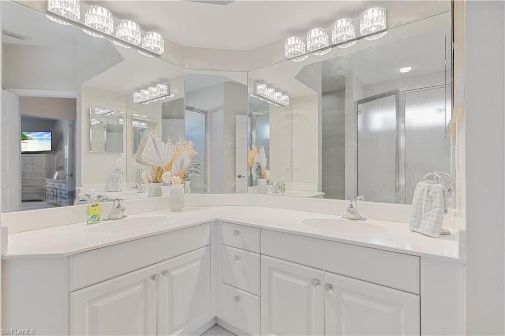218 Waterway Ct 4-202, Marco Island, FL 34145-15