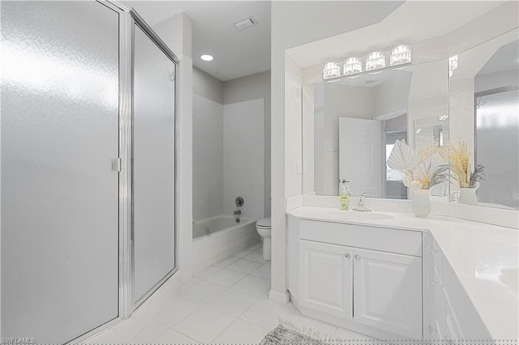 218 Waterway Ct 4-202, Marco Island, FL 34145-16