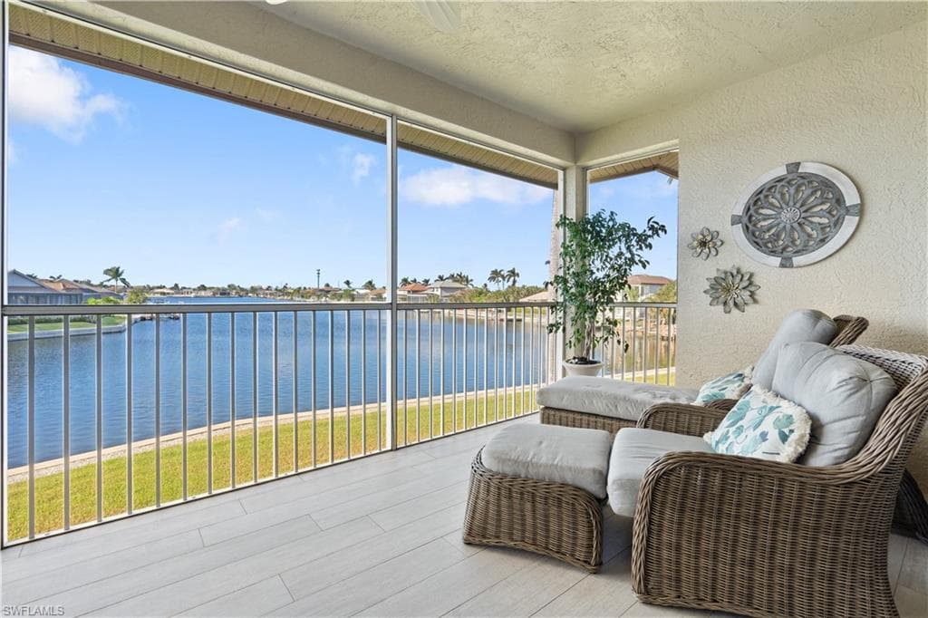 218 Waterway Ct 4-202, Marco Island, FL 34145-22
