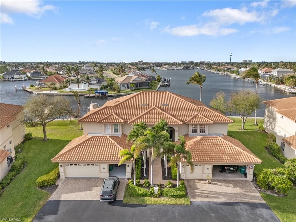 218 Waterway Ct 4-202, Marco Island, FL 34145-29