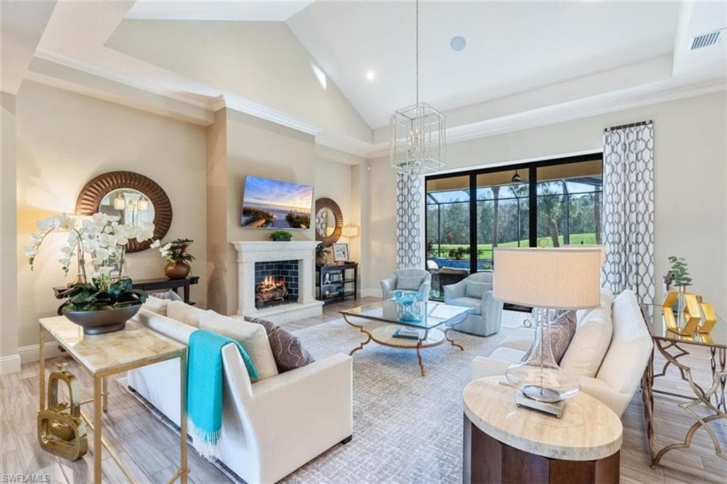6376 Burnham Rd, Naples, FL 34119-10