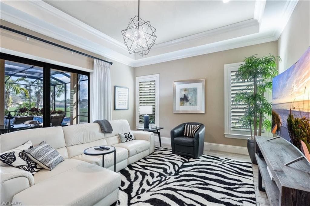 6376 Burnham Rd, Naples, FL 34119-19
