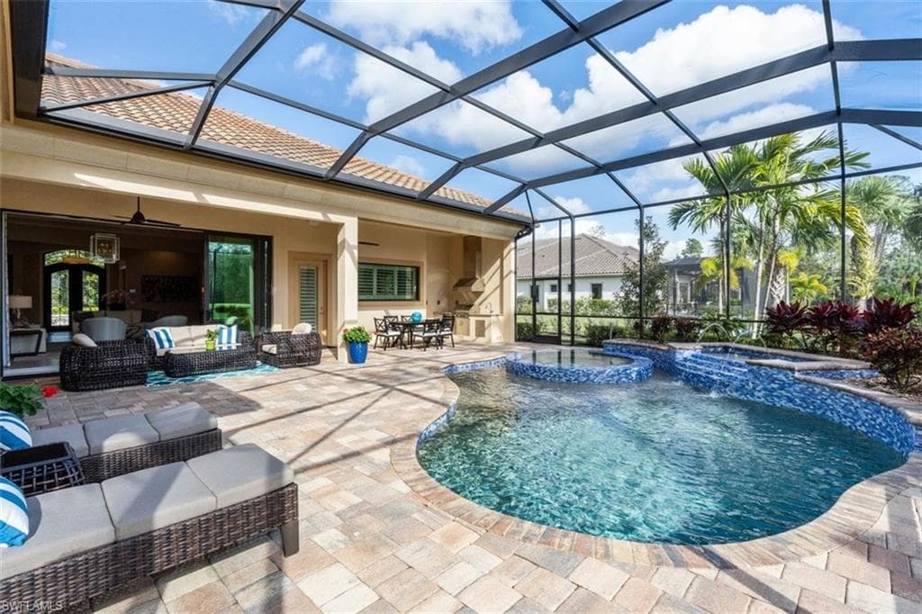 6376 Burnham Rd, Naples, FL 34119-30