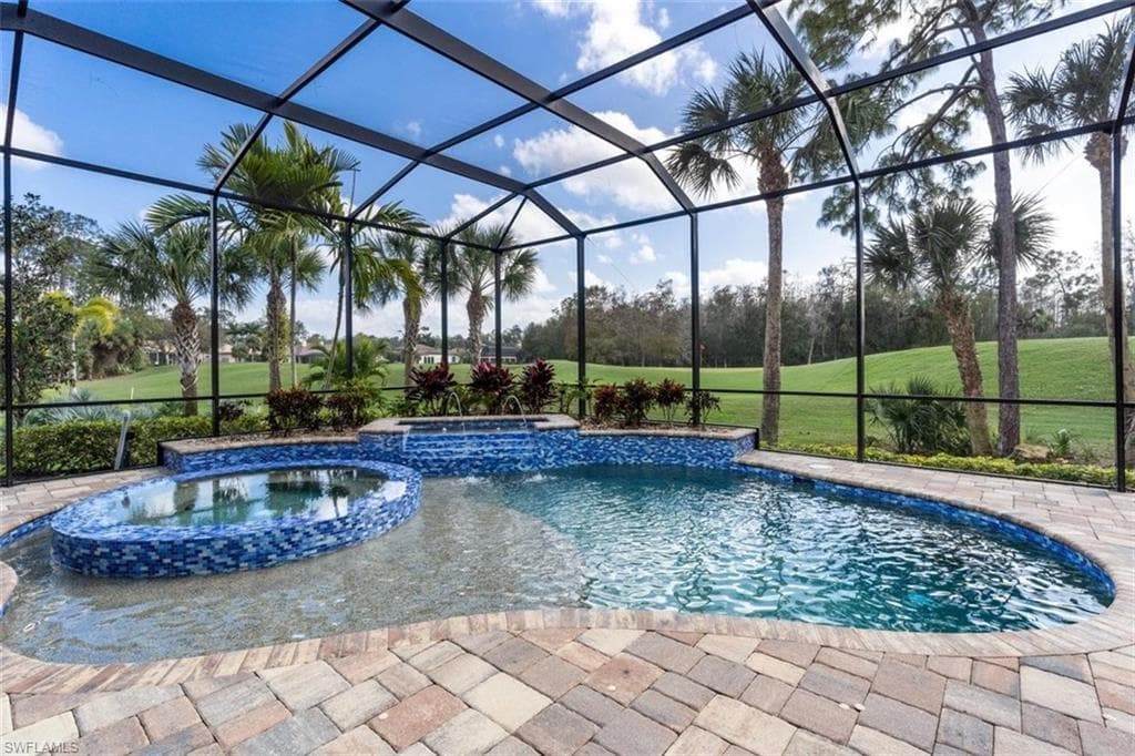 6376 Burnham Rd, Naples, FL 34119-33