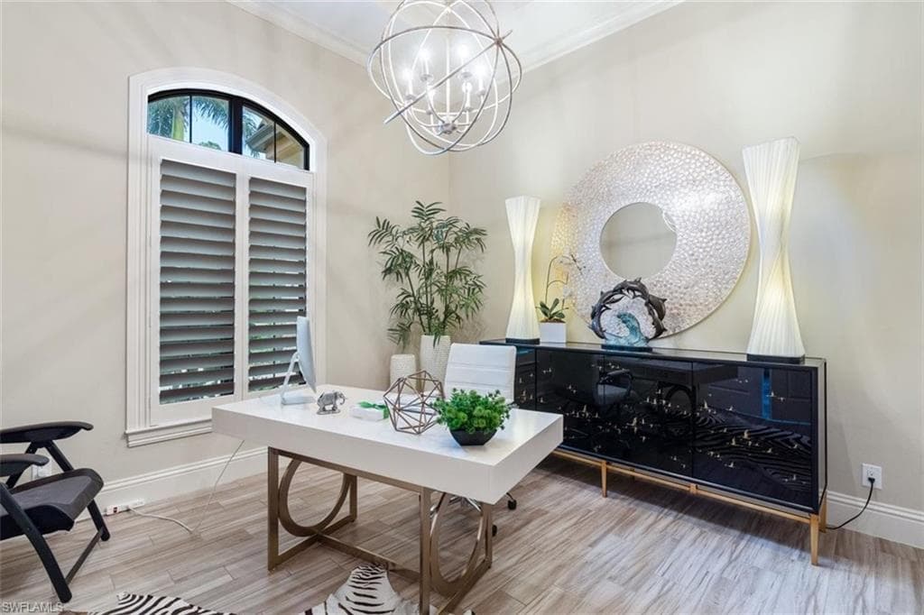 6376 Burnham Rd, Naples, FL 34119-5