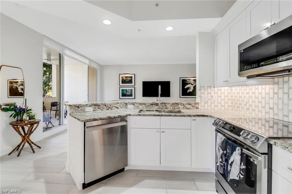 401 Bayfront Pl 3208, Naples, FL 34102-6