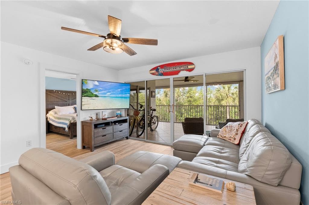 200 Stevens Landing Dr B-103, Marco Island, FL 34145-14