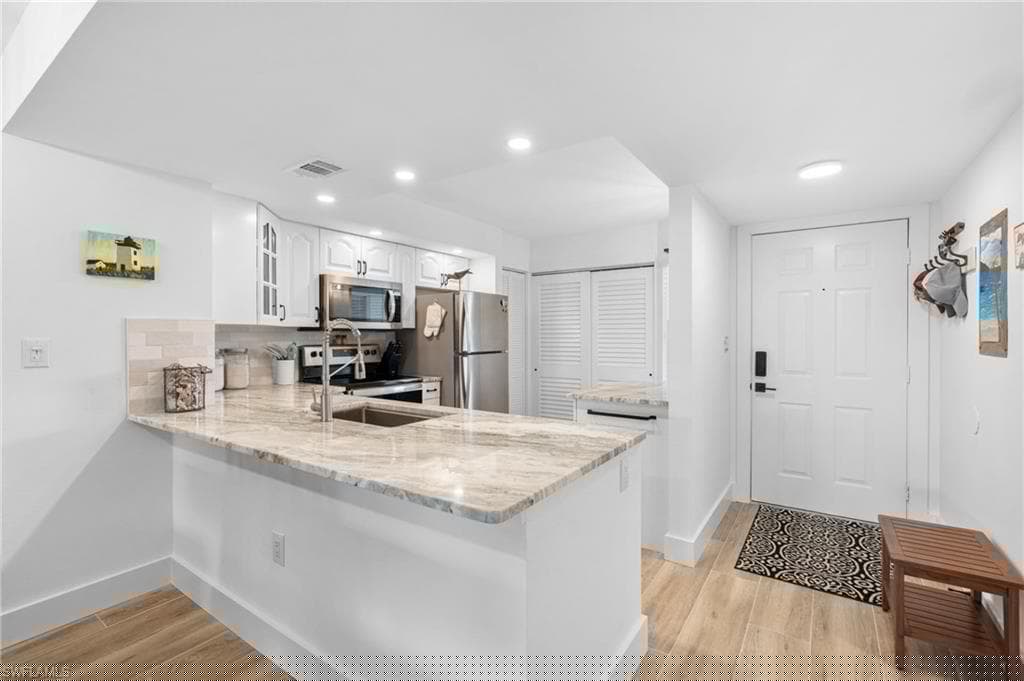 200 Stevens Landing Dr B-103, Marco Island, FL 34145-7