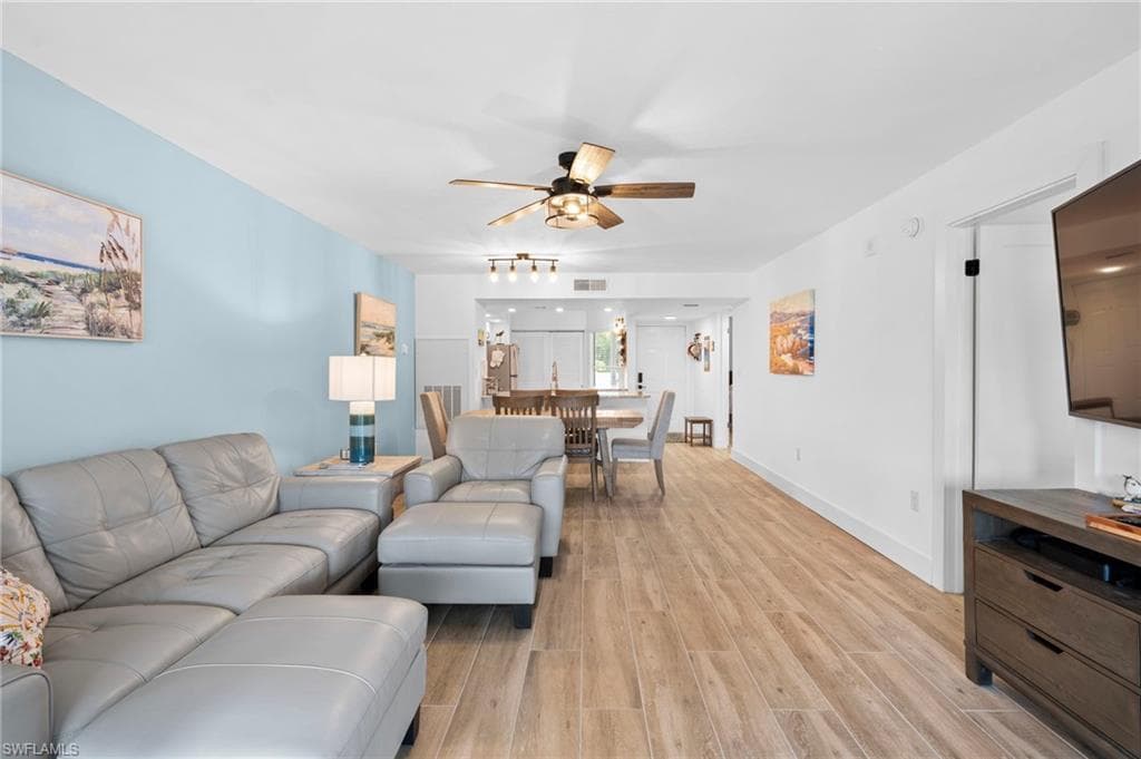 200 Stevens Landing Dr B-103, Marco Island, FL 34145-8
