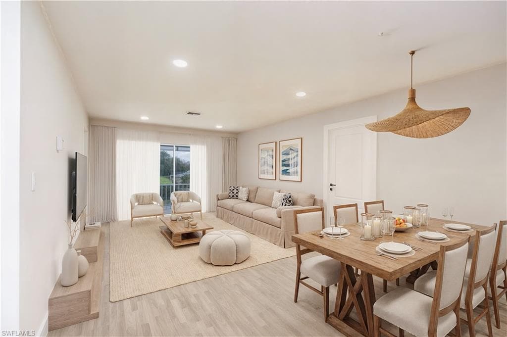 5 Watercolor Way 5, Naples, FL 34113-2