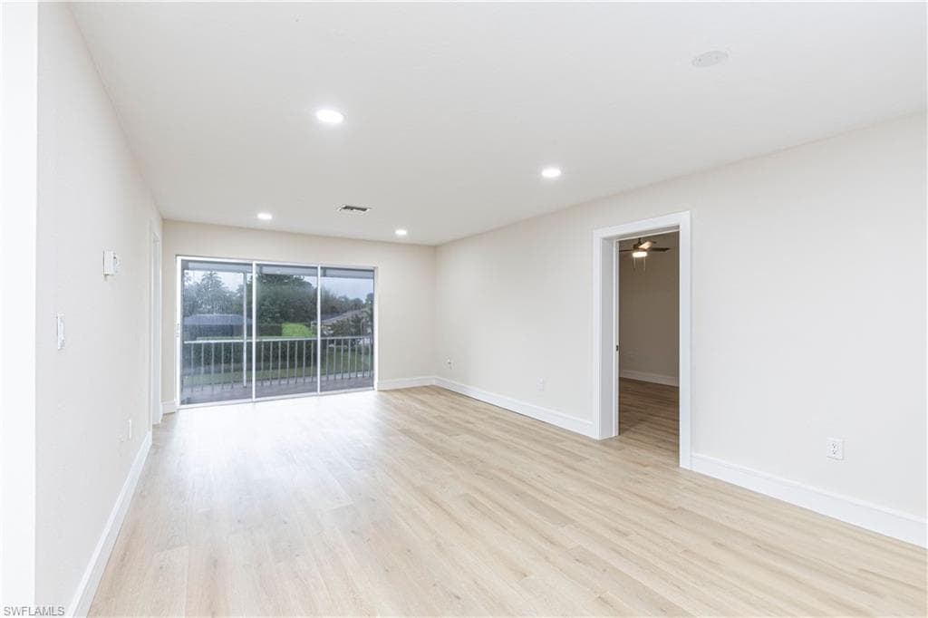 5 Watercolor Way 5, Naples, FL 34113-6
