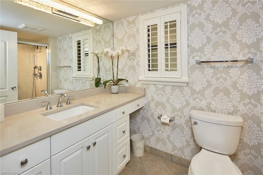 5954 Pelican Bay Blvd 212, Naples, FL 34108-13